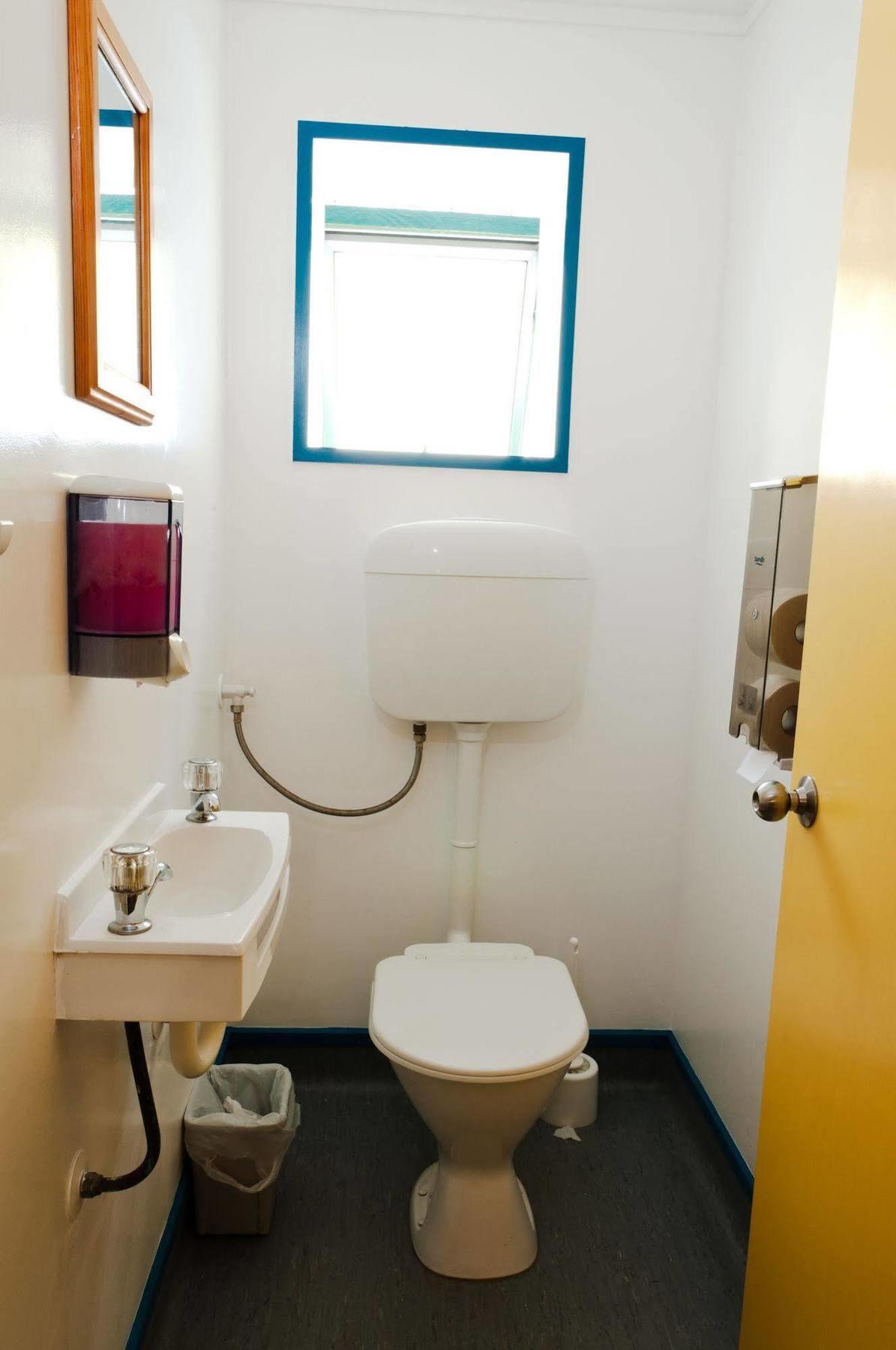 Punakaiki Beach Hostel מראה חיצוני תמונה
