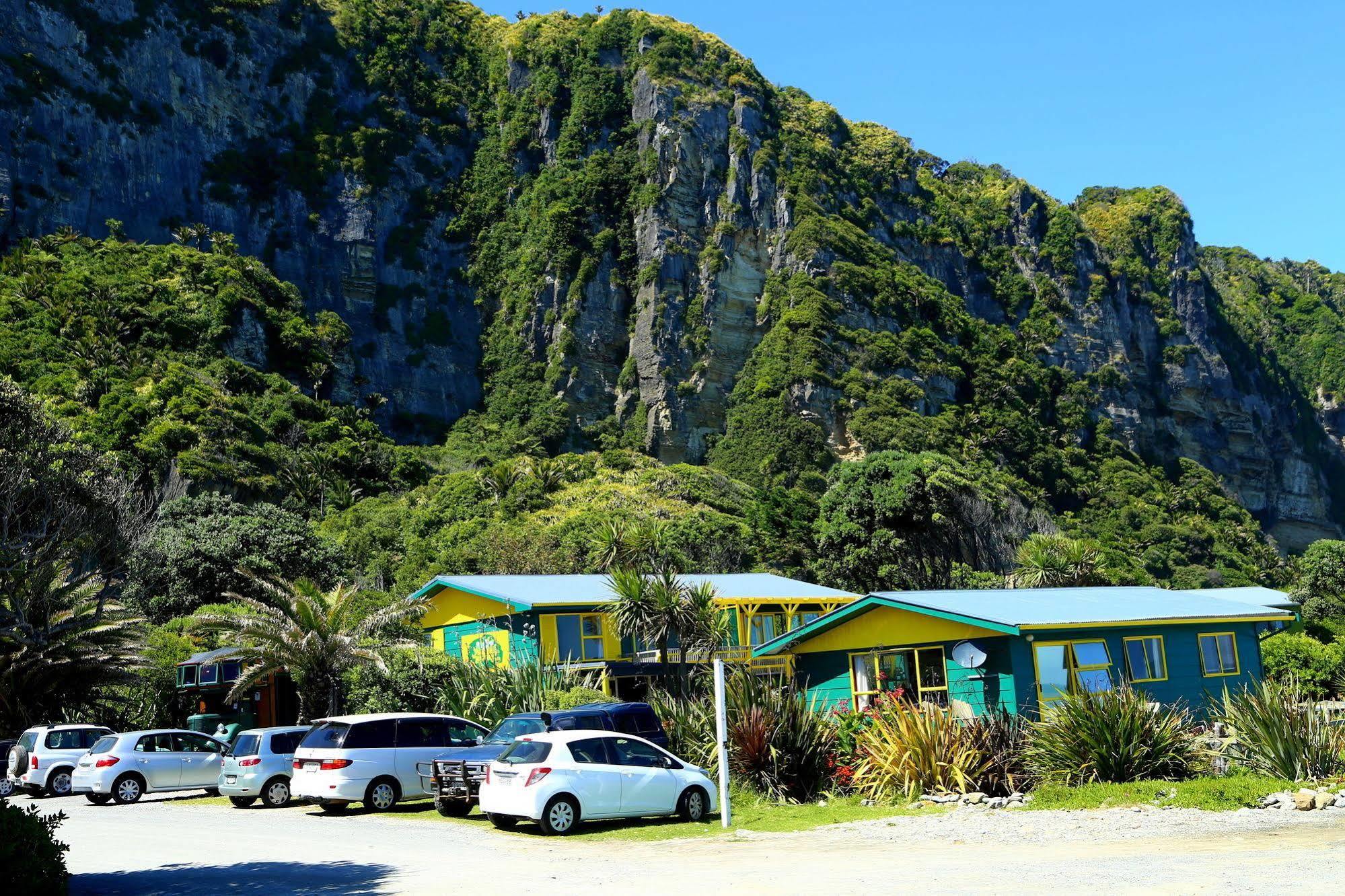 Punakaiki Beach Hostel מראה חיצוני תמונה